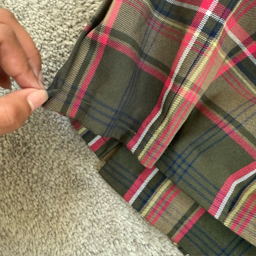 NWOT TOMMY HILFIGER PLAID OLEATED MINI SKIRT - Picture 2 of 4